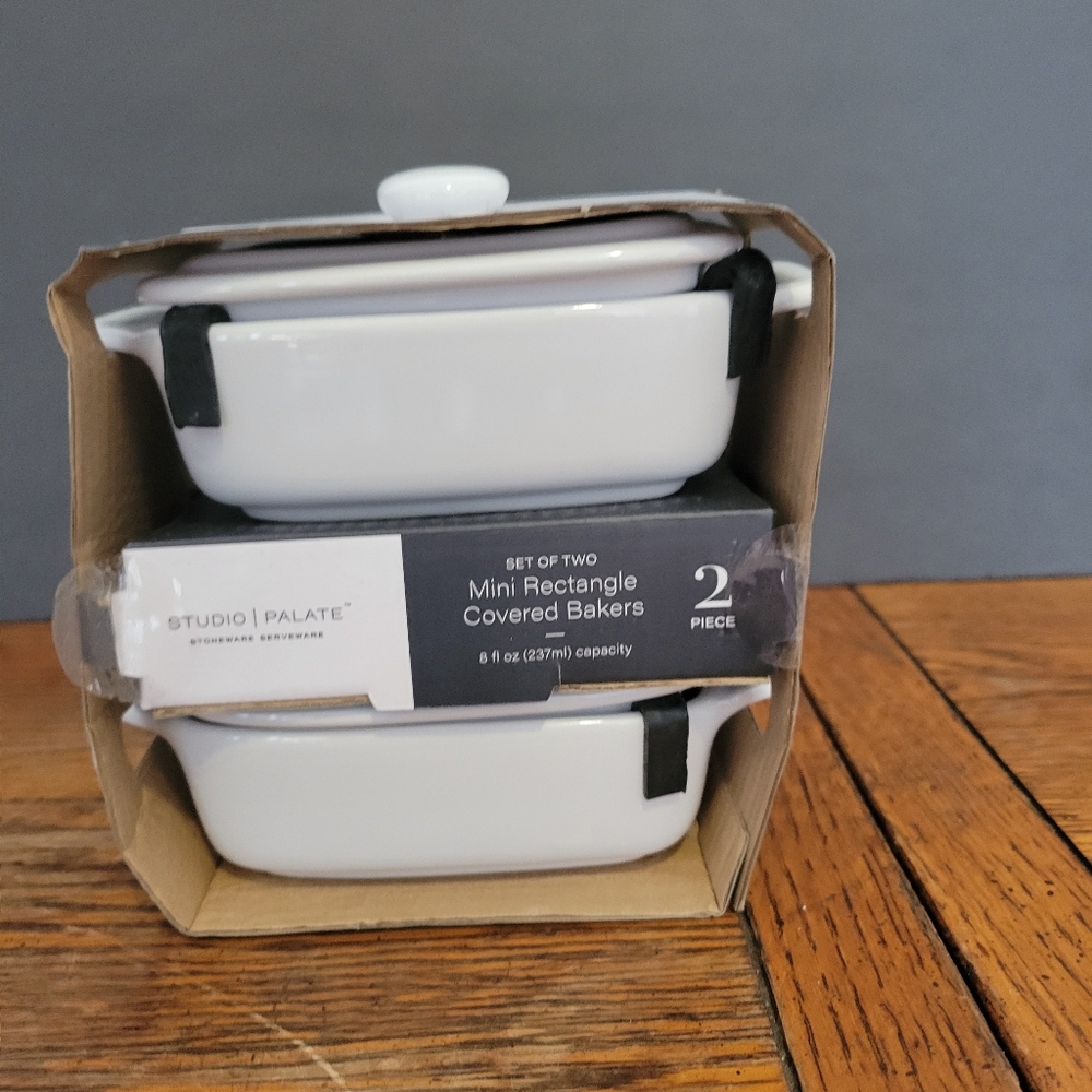 Studio Palate SET OF TWO Mini Rectangle Covered Bakers white color